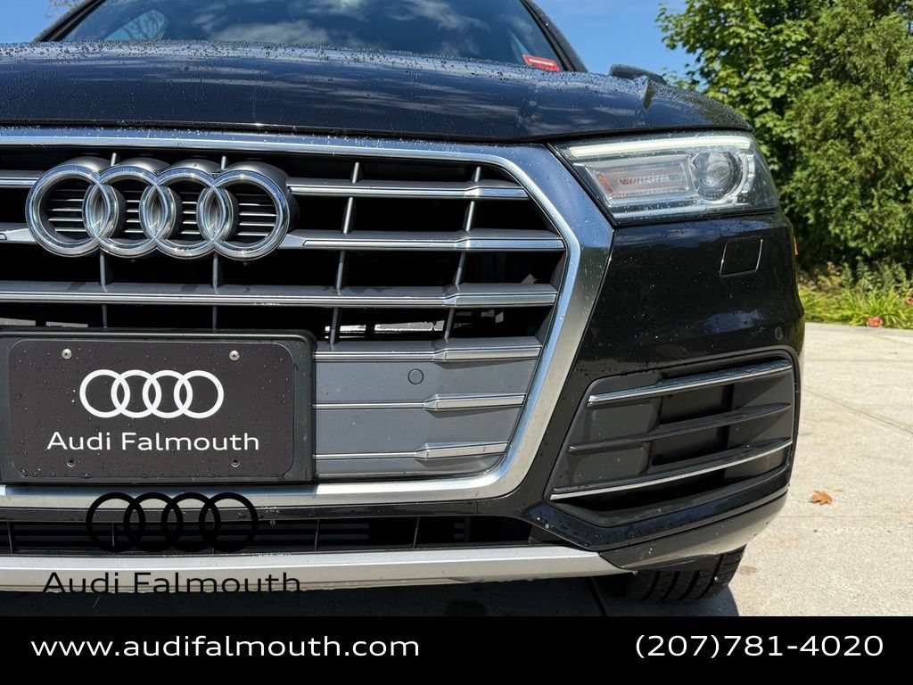 Used 2020 Audi Q5 2.0T Premium w/ Convenience Package AWD/4WD image 4