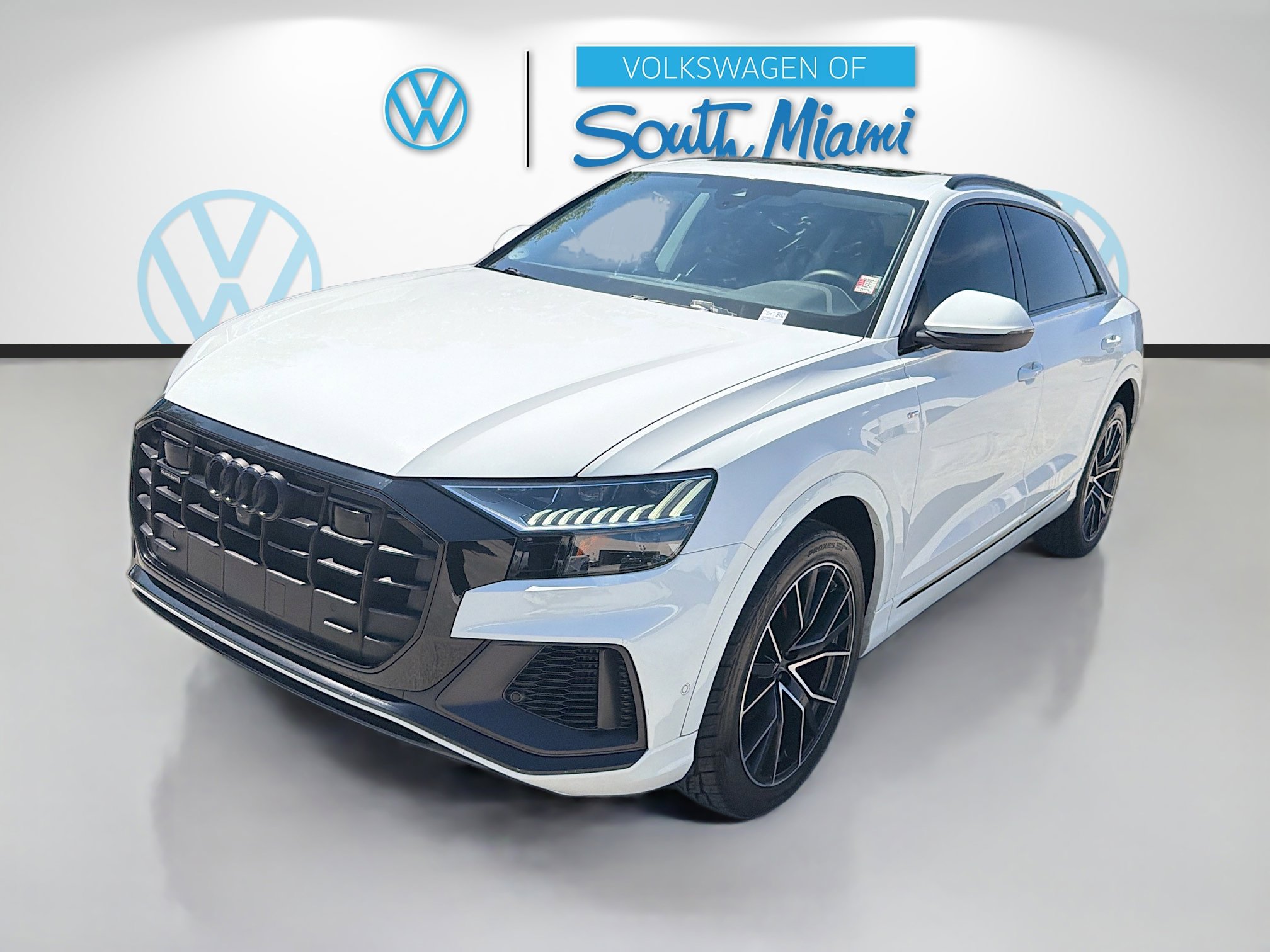 Used 2023 Audi Q8 Premium Plus w/ Premium Plus Package AWD/4WD image 3