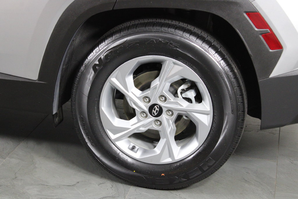 Certified 2024 Hyundai Tucson SEL FWD image 15