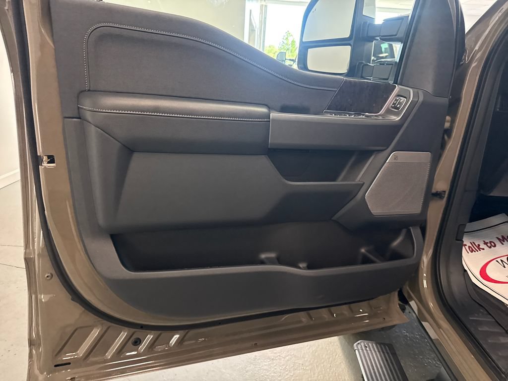 New 2026 Ford F350 Lariat w/ Chrome Package AWD/4WD image 13