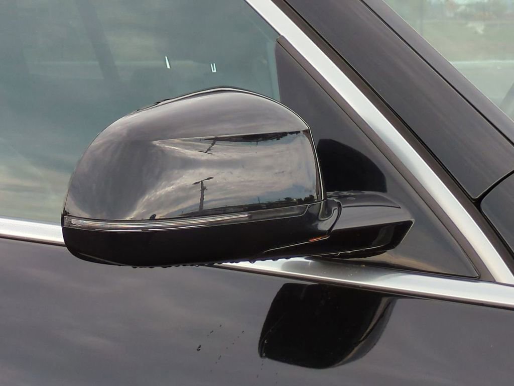 Used 2019 BMW X5 xDrive40i w/ Convenience Package image 11