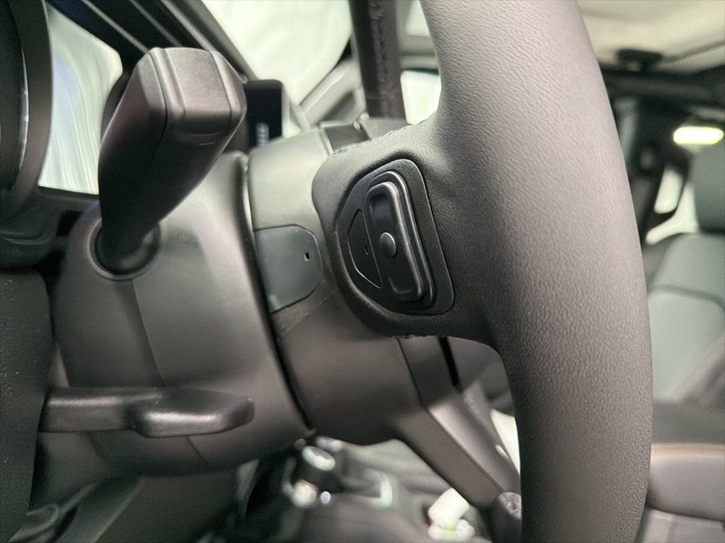 New 2026 Jeep Gladiator Sport image 17