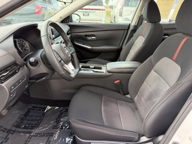 Used 2024 Nissan Sentra SR FWD image 11