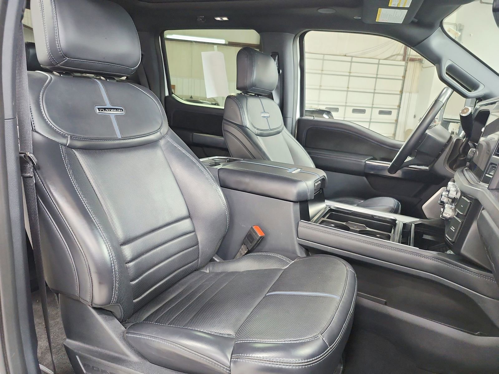 Used 2025 Ford F250 Platinum image 42