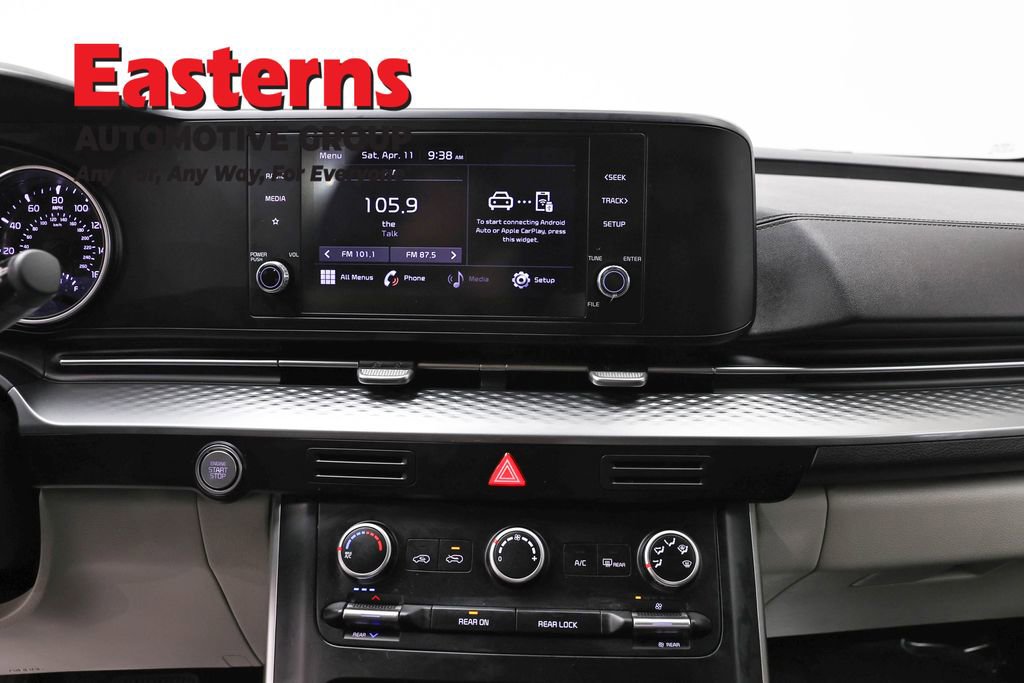 Used 2022 Kia Carnival LX image 12