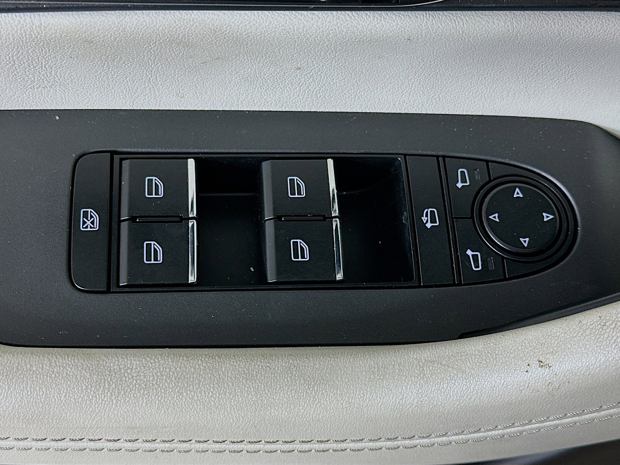 Used 2025 MAZDA CX-90 3.3 Turbo w/ Premium Plus Pkg image 15