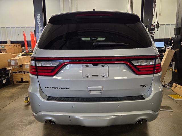 Used 2023 Dodge Durango R/T RWD image 2
