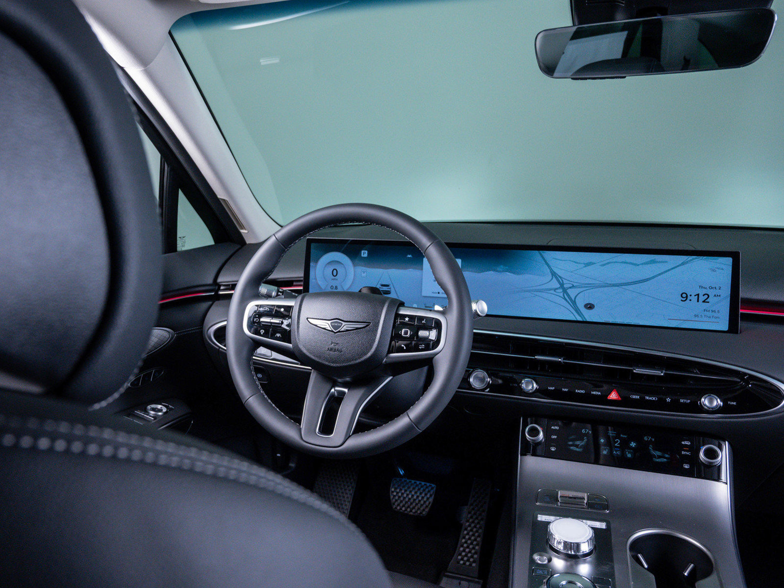 Used 2026 Genesis GV70 2.5T Select image 13