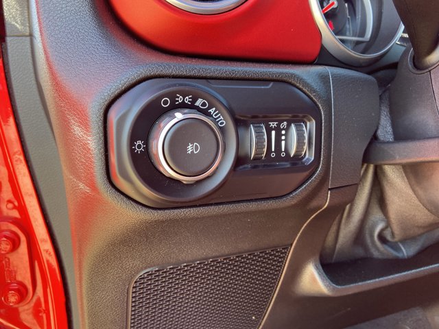 Used 2018 Jeep Wrangler Unlimited Rubicon image 42