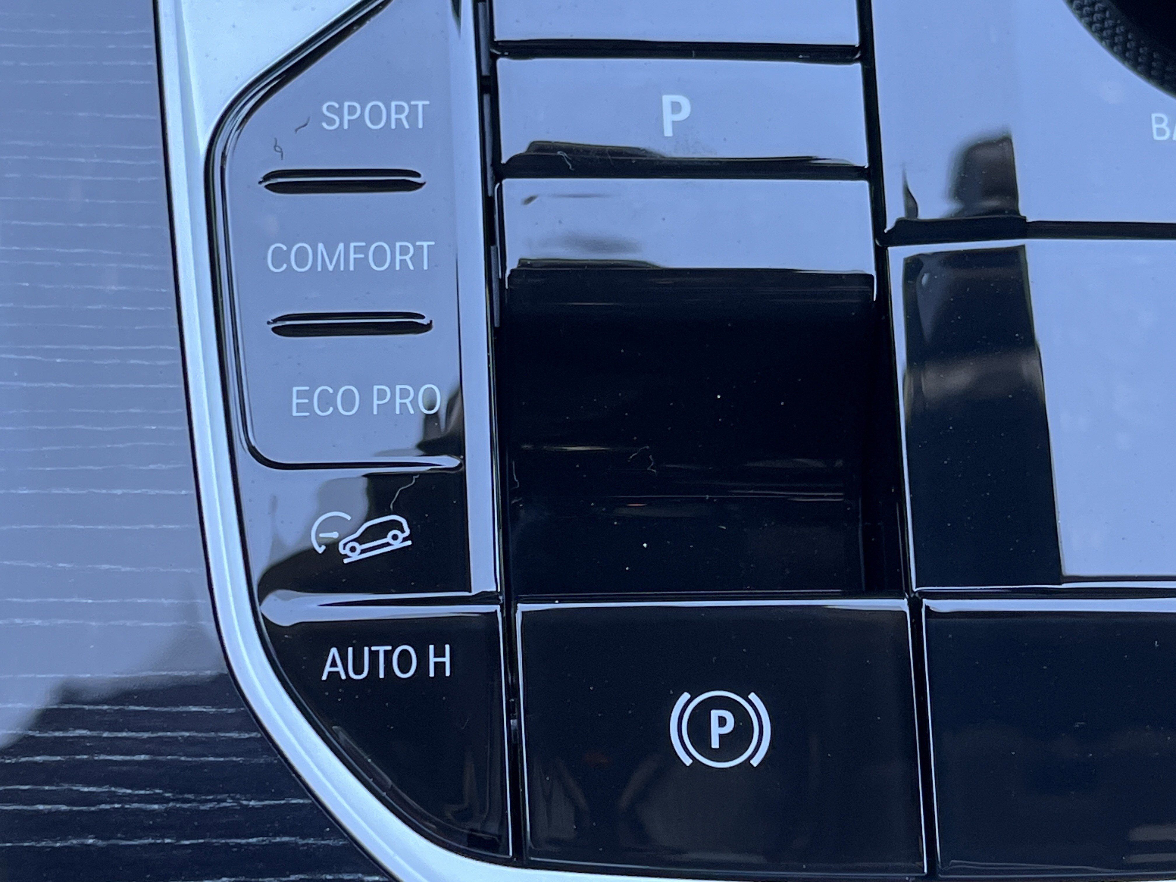 New 2026 BMW X5 xDrive40i AWD/4WD image 9