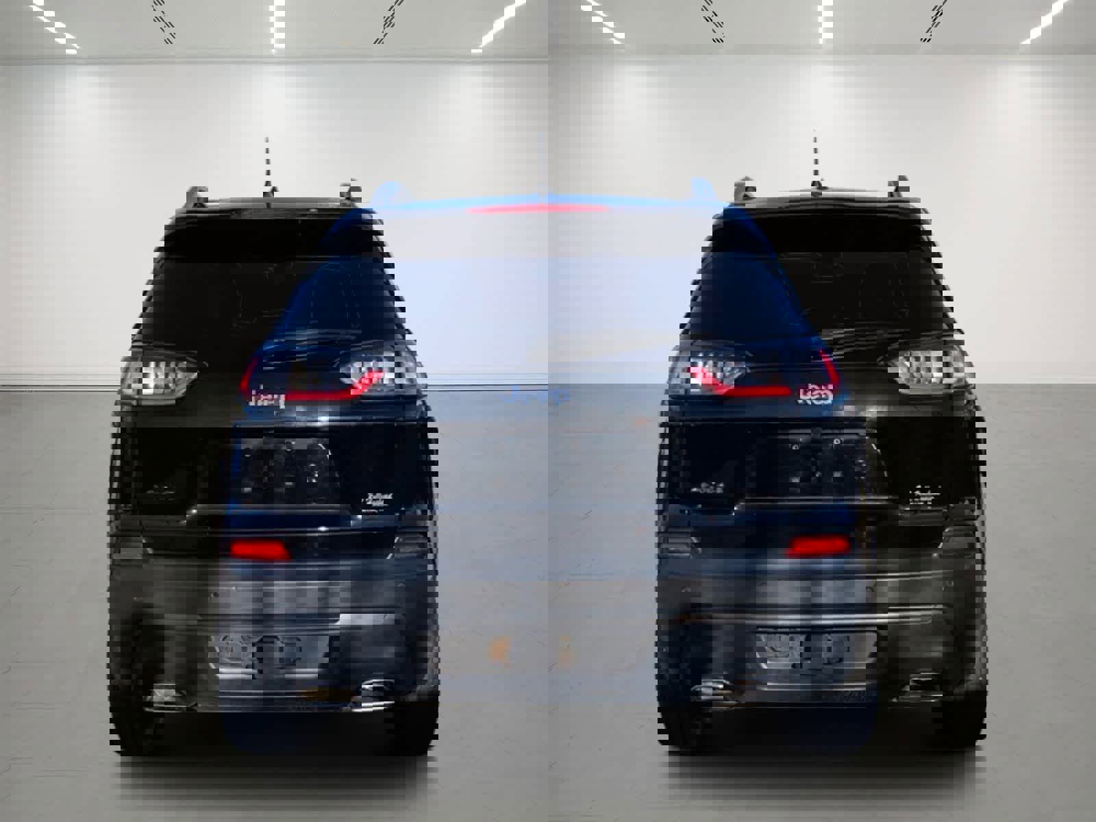 Used 2020 Jeep Cherokee Latitude Lux w/ Trailer Tow Group image 5