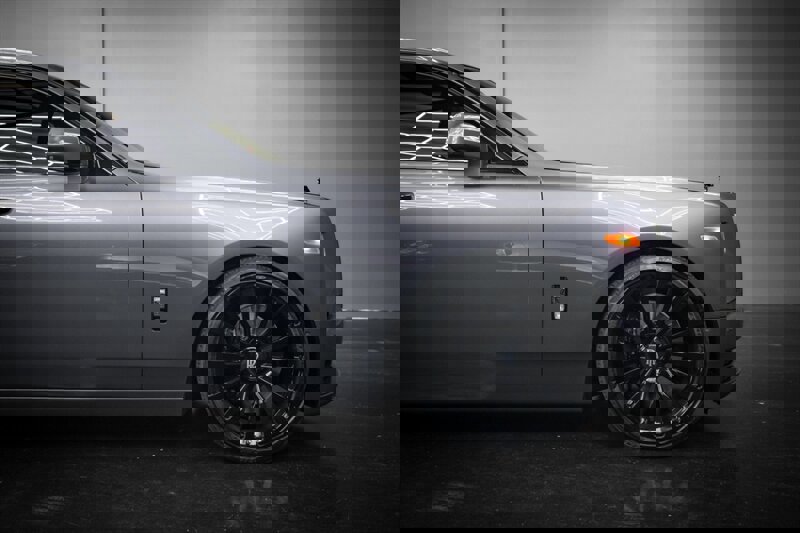 Used 2019 Rolls-Royce Phantom Sedan image 36