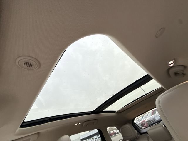 Used 2022 Lincoln Corsair Reserve w/ Equipment Group 201A image 19