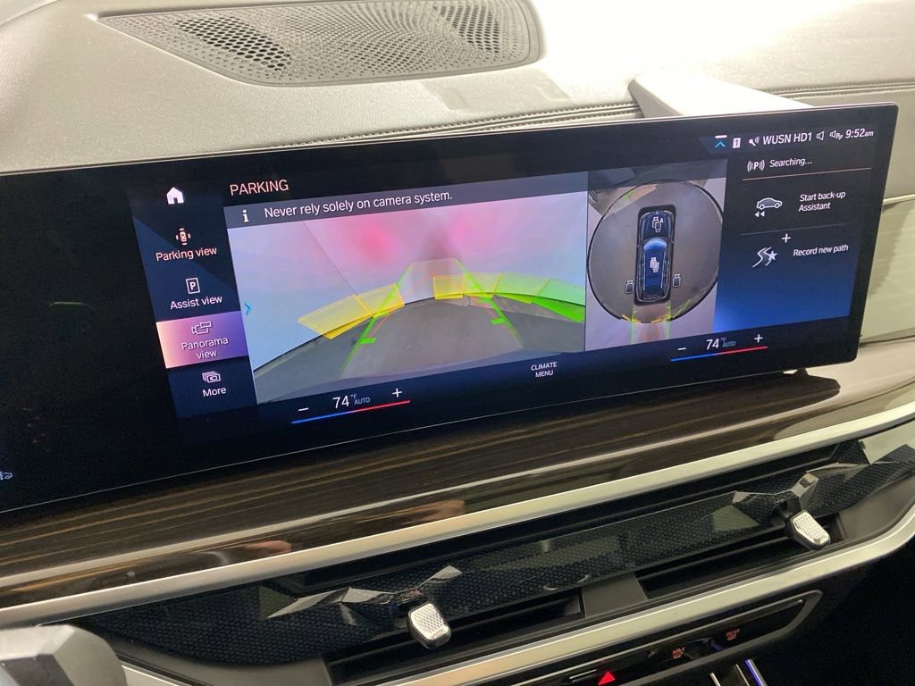 Used 2023 BMW X7 xDrive40i w/ Premium Package image 14