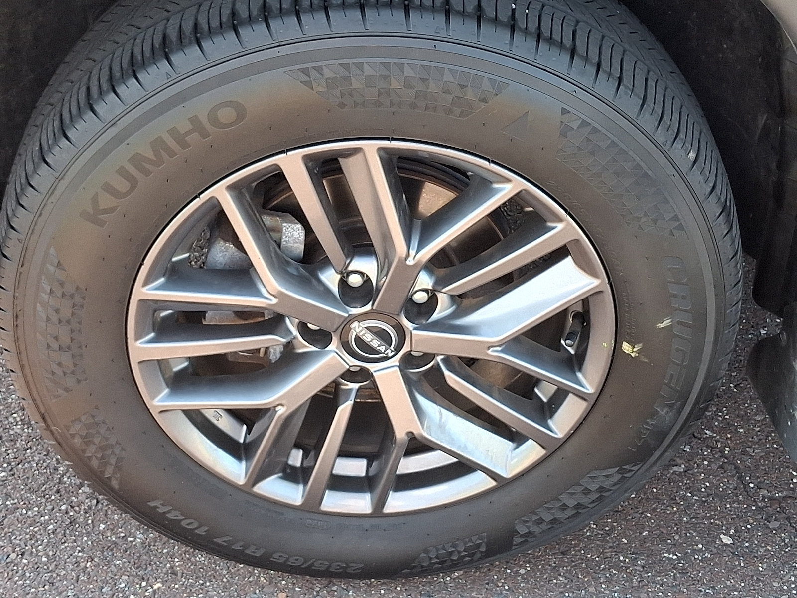 Used 2023 Nissan Rogue S AWD/4WD image 8