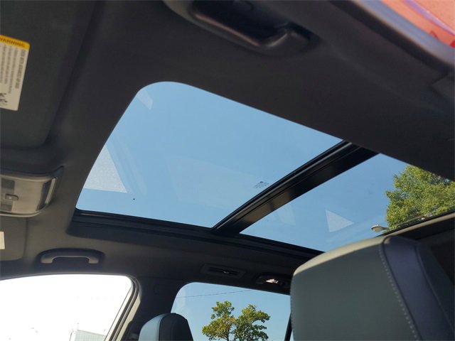 New 2025 Cadillac XT6 Premium Luxury w/ LPO, ONYX Package image 25