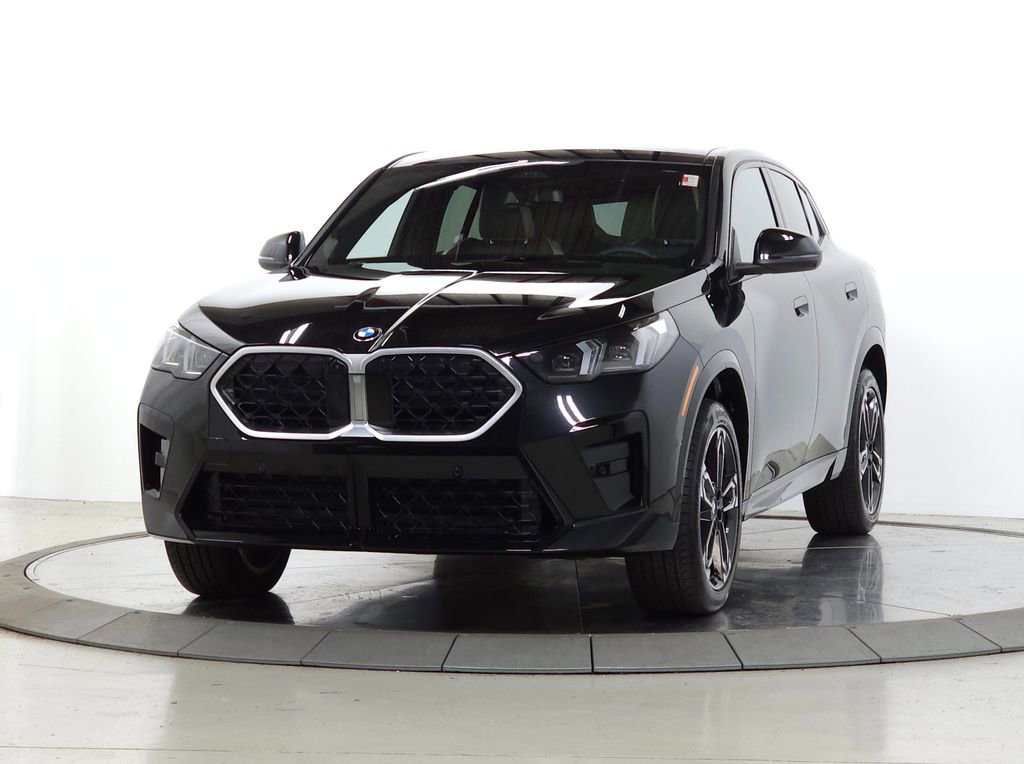 Used 2025 BMW X2 xDrive28i w/ Technology Package AWD/4WD image 3