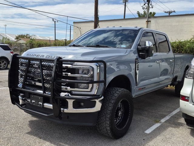 Used 2024 Ford F250 Lariat w/ Chrome Package AWD/4WD image 3