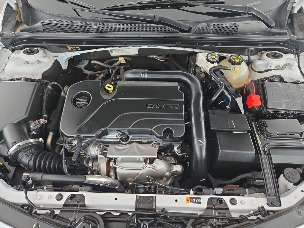 Used 2023 Chevrolet Malibu LS FWD image 34
