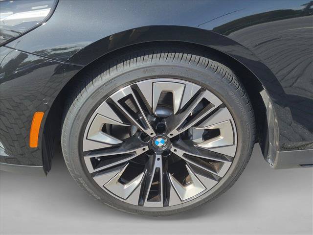Certified 2024 BMW 530i xDrive AWD/4WD image 25