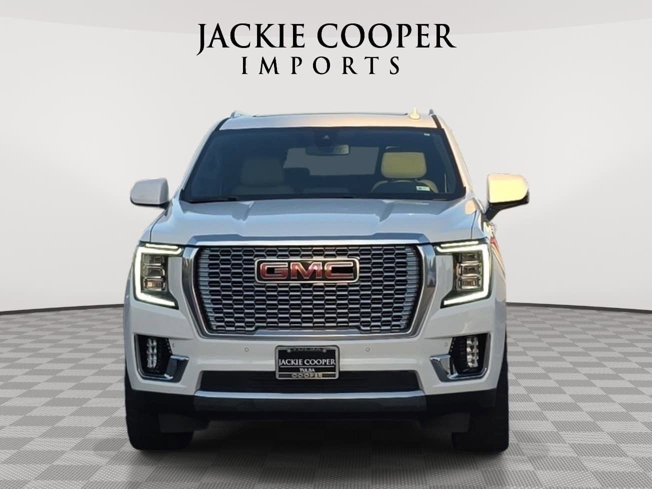 Used 2022 GMC Yukon SLT w/ SLT Premium Package RWD image 2
