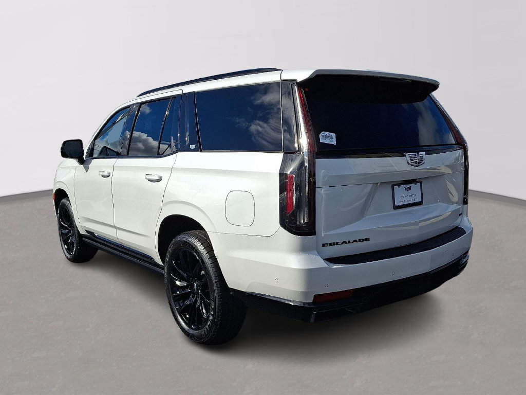 Certified 2022 Cadillac Escalade Sport Platinum w/ LPO, ONYX Package AWD/4WD image 4