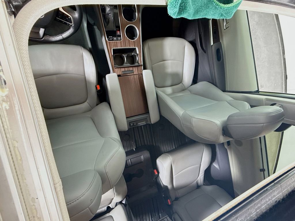 Certified 2022 Toyota Sienna XLE FWD image 19