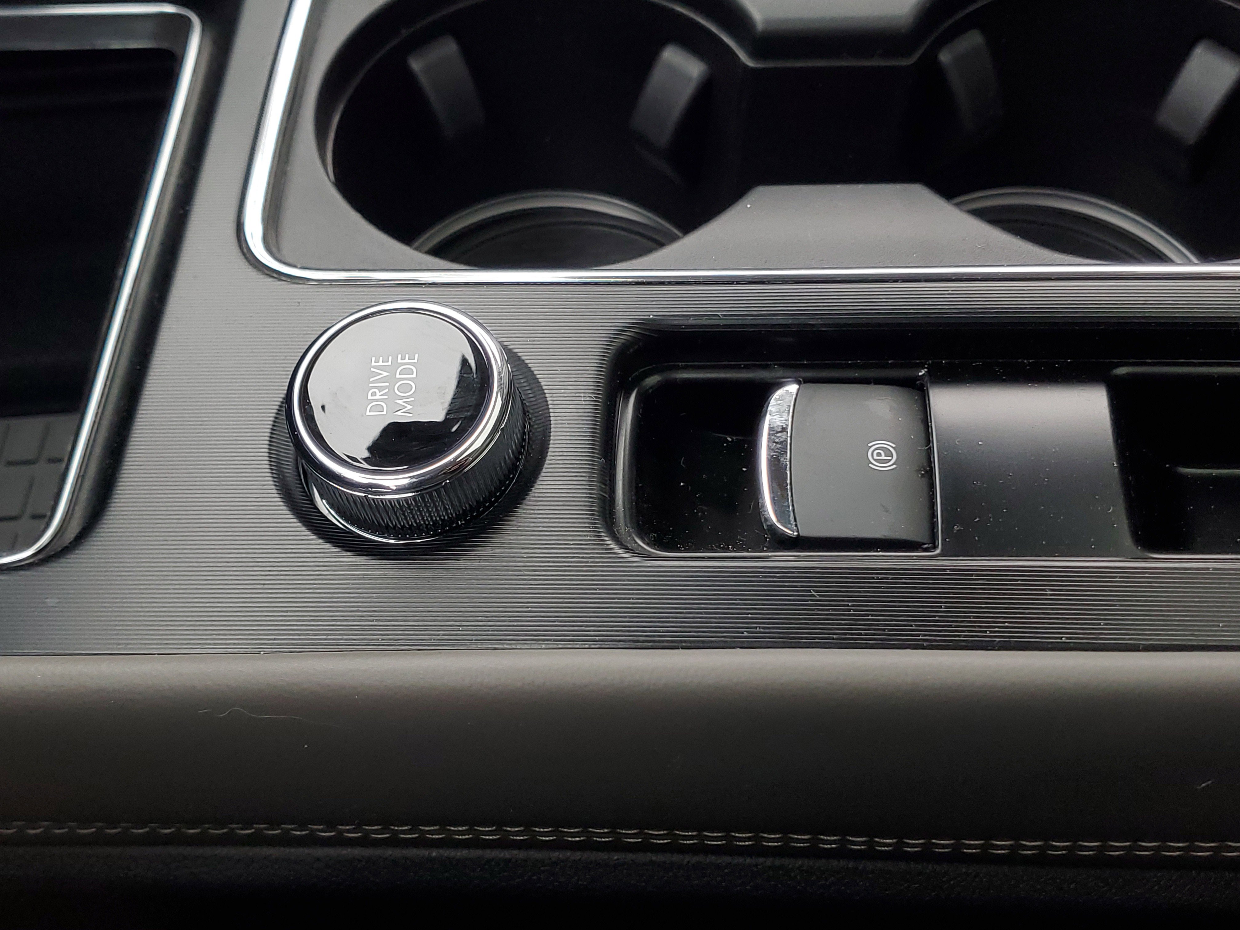 New 2026 Lincoln Corsair Premiere image 24