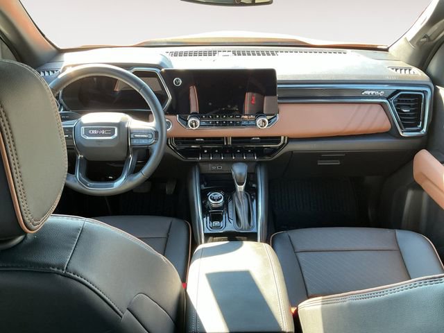 Used 2025 GMC Canyon AT4 w/ Nightfall Edition image 17
