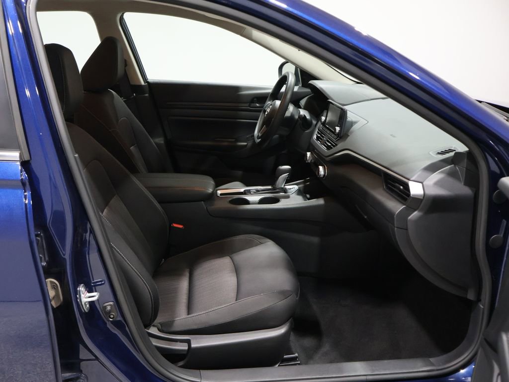 Used 2024 Nissan Altima 2.5 S image 22
