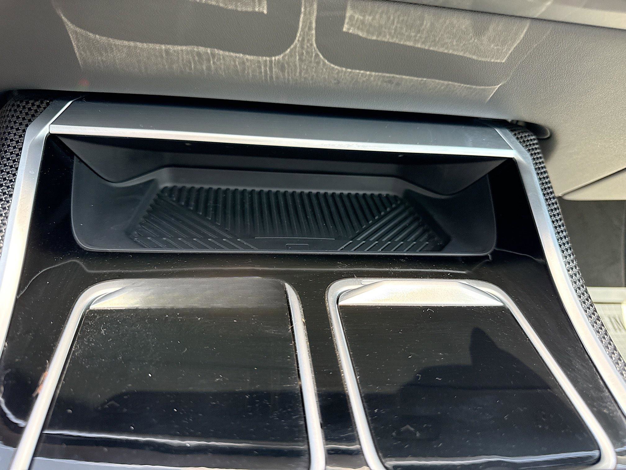 Used 2023 BMW i7 xDrive60 image 29