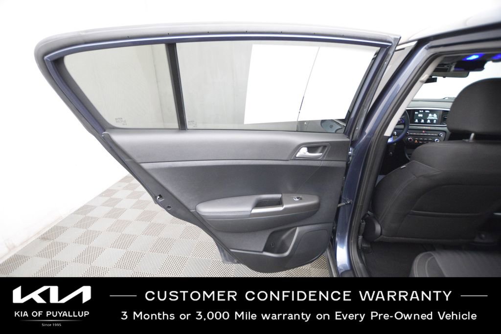 Used 2020 Kia Sportage LX image 11