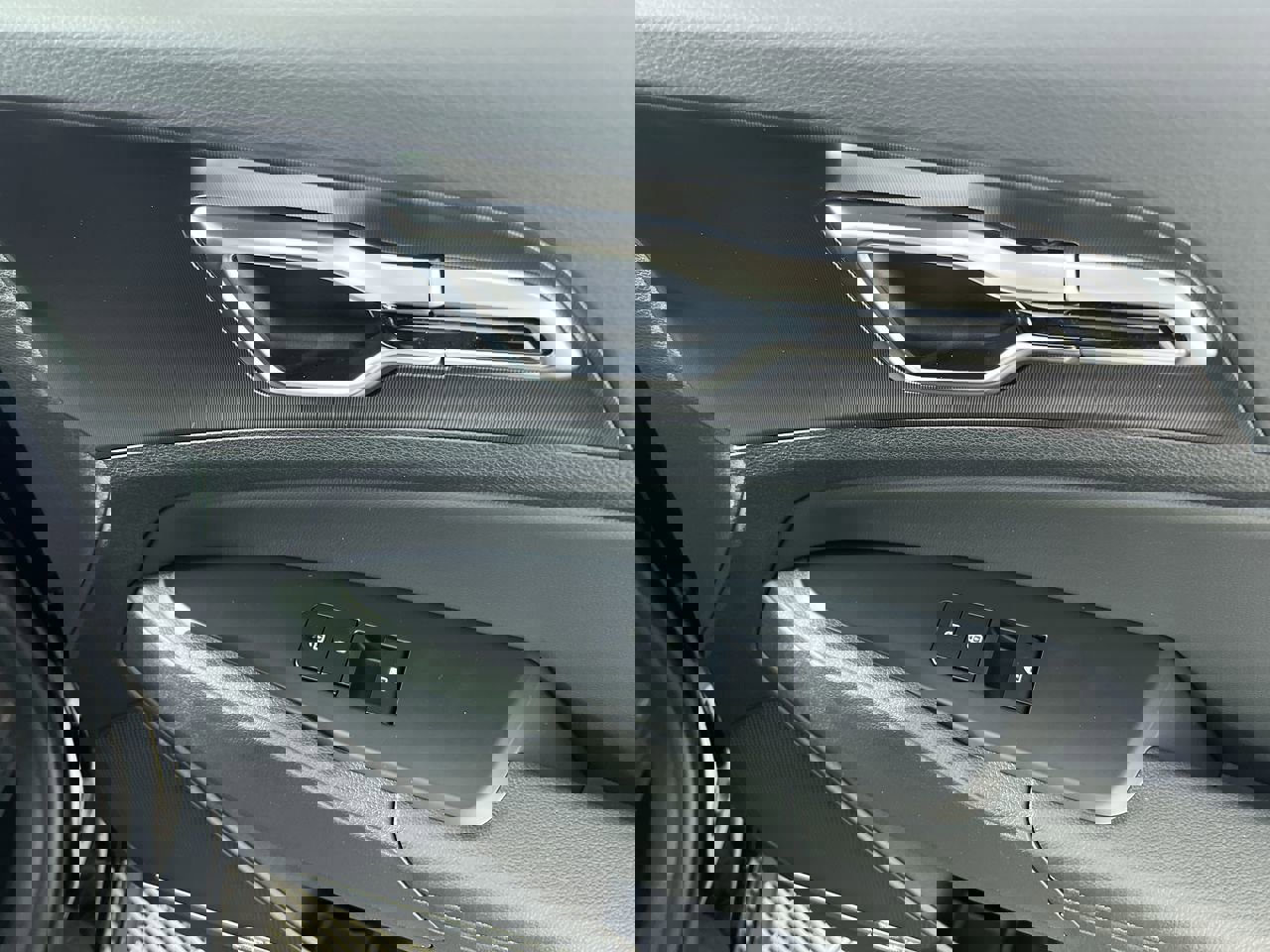 New 2026 Kia Sportage SX image 33