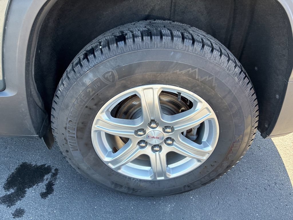 Used 2019 GMC Acadia SLE w/ LPO, Floor Liner Package FWD image 41