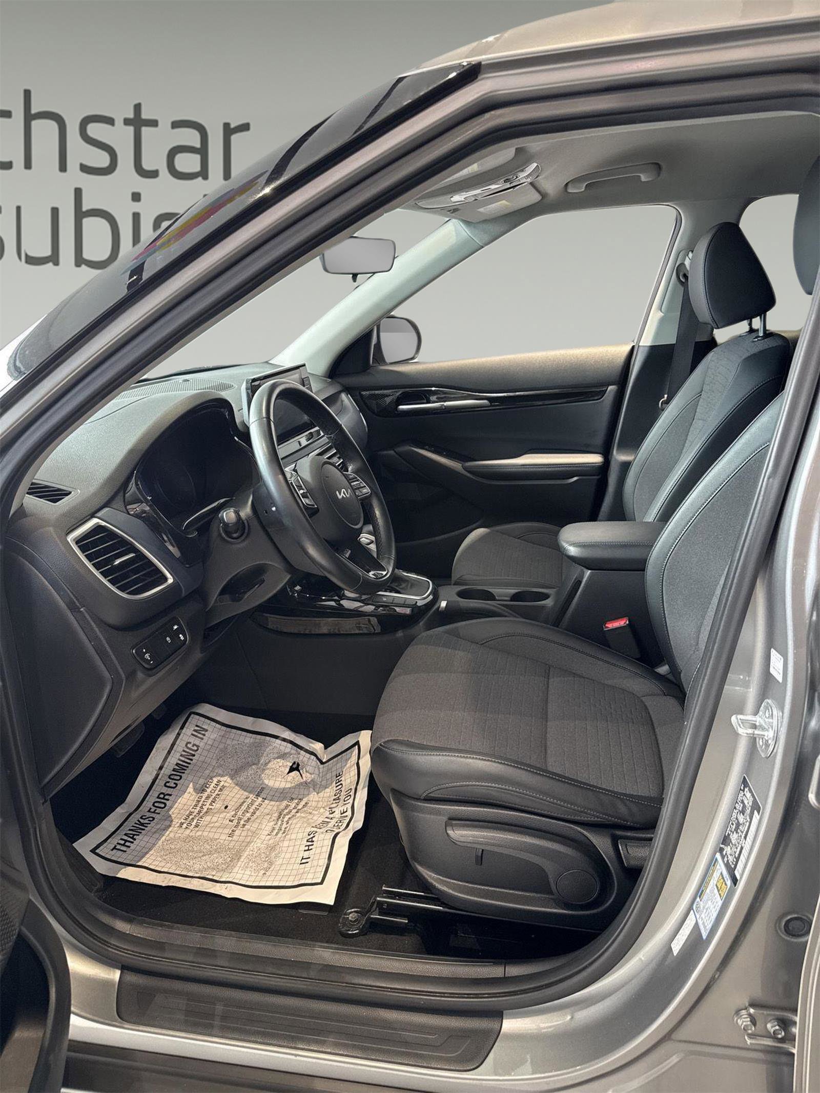 Used 2023 Kia Seltos S image 13