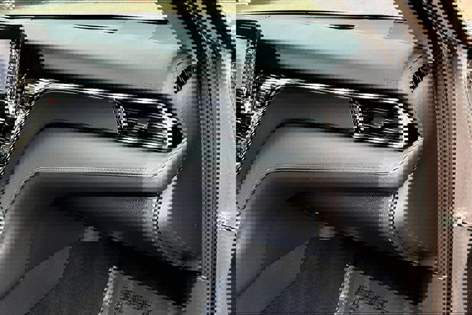 Certified 2023 Toyota Camry SE image 18