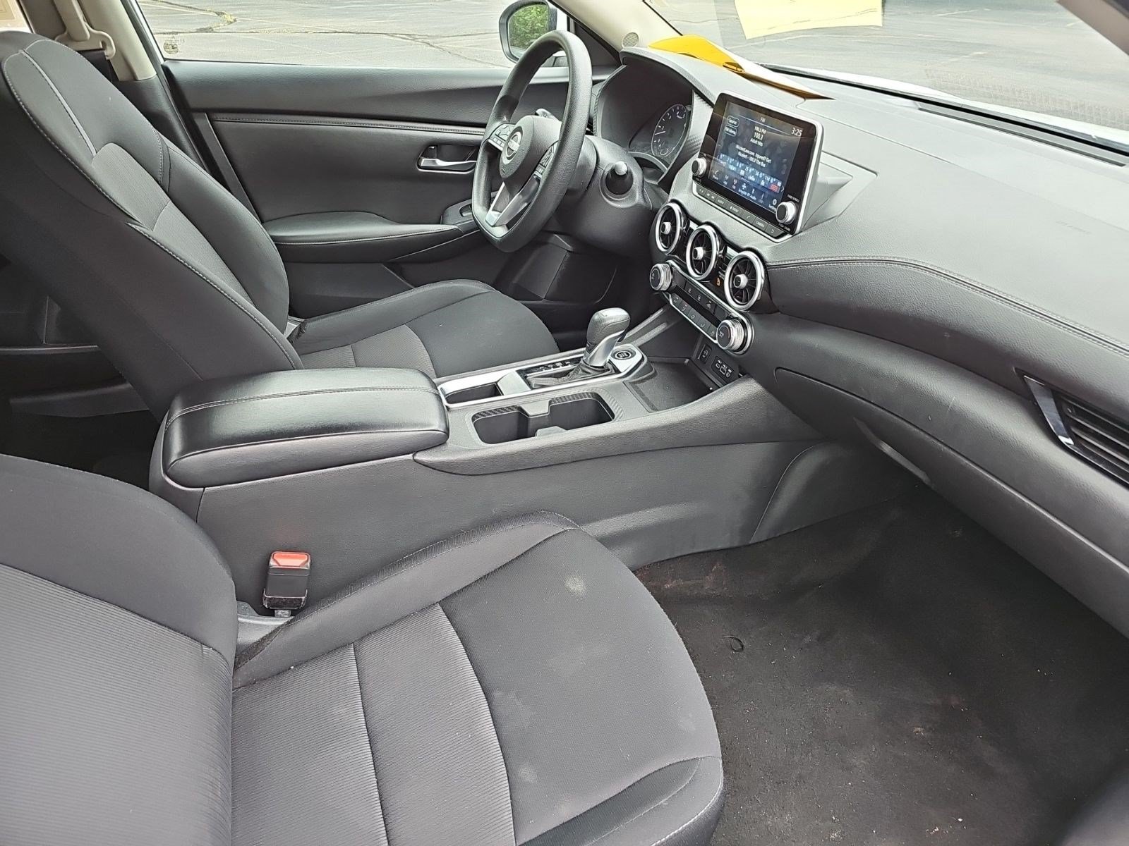 Used 2024 Nissan Sentra SV FWD image 10
