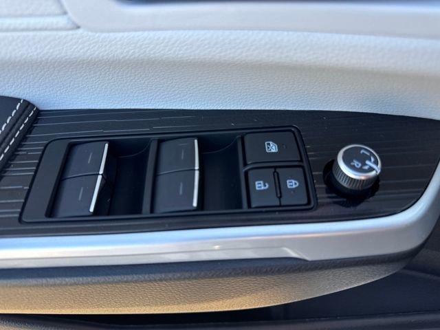 New 2026 Toyota Sienna XSE image 20