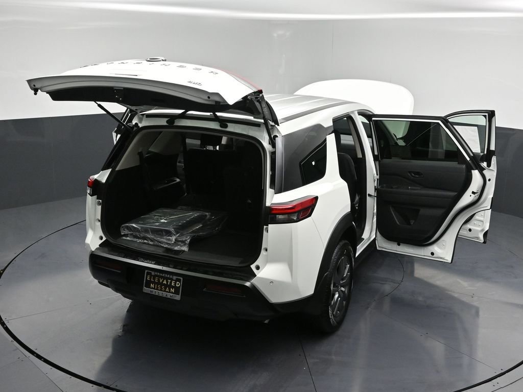 New 2026 Nissan Pathfinder S image 34