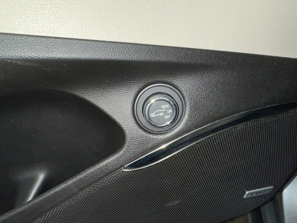 Certified 2024 Buick Enclave Avenir w/ Trailering Package, 5000 lbs. image 10