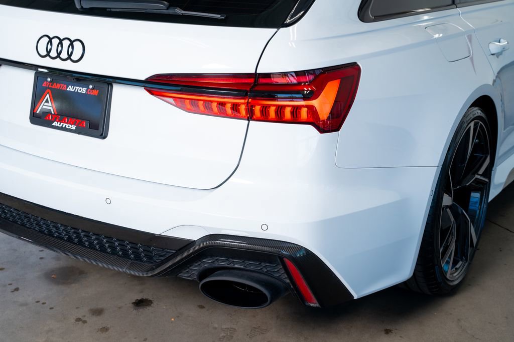 Used 2021 Audi RS 6 w/ Carbon Optic Package image 28