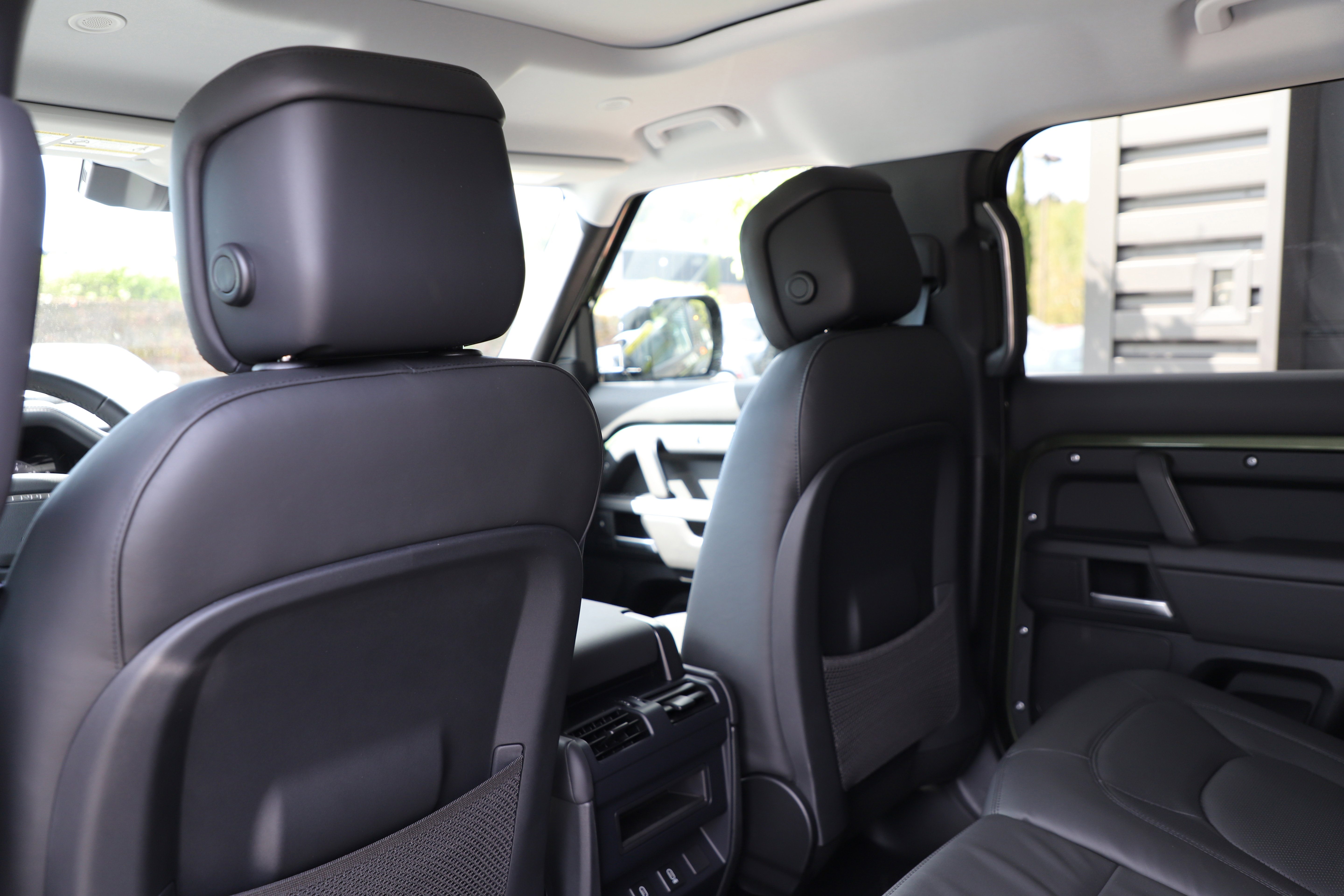 New 2026 Land Rover Defender 110 S AWD/4WD image 15