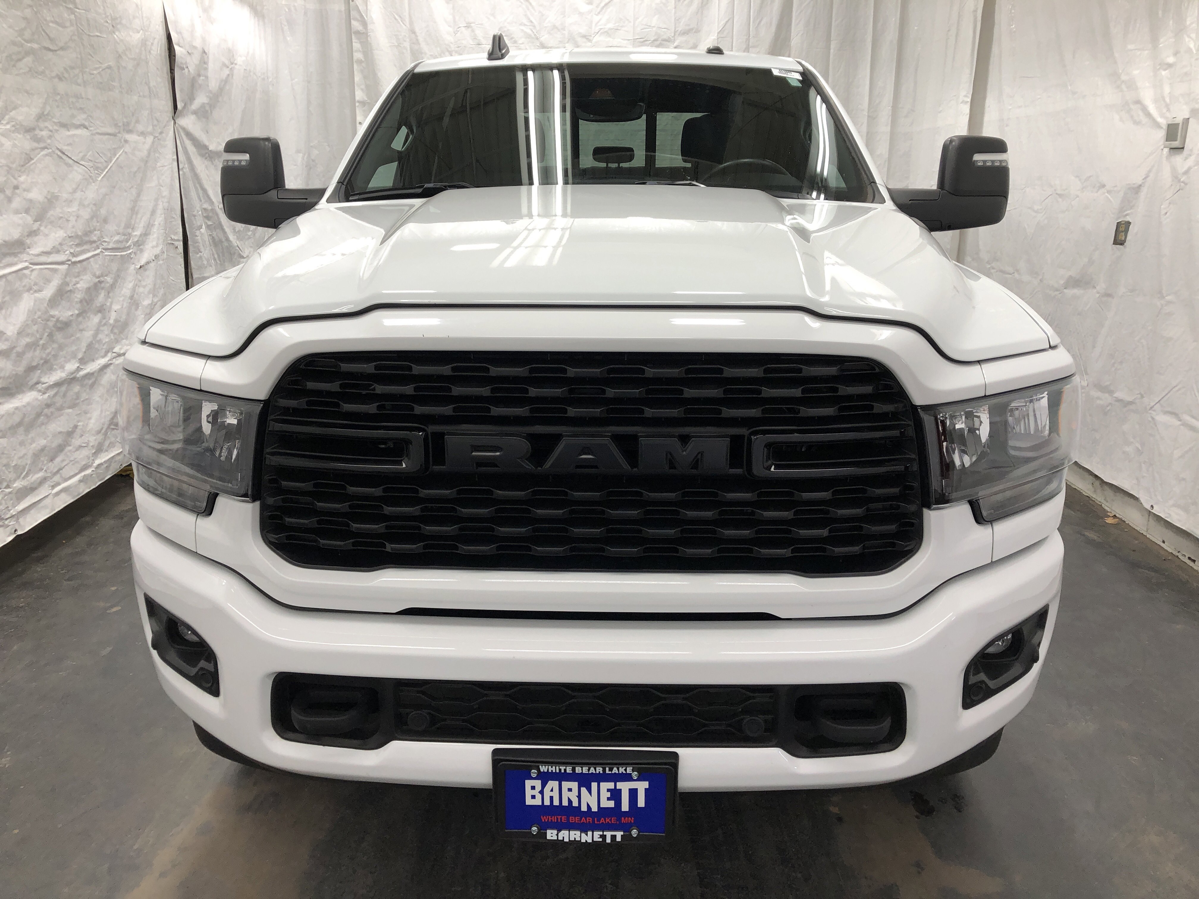Certified 2024 RAM 2500 Big Horn w/ Night Edition AWD/4WD image 6