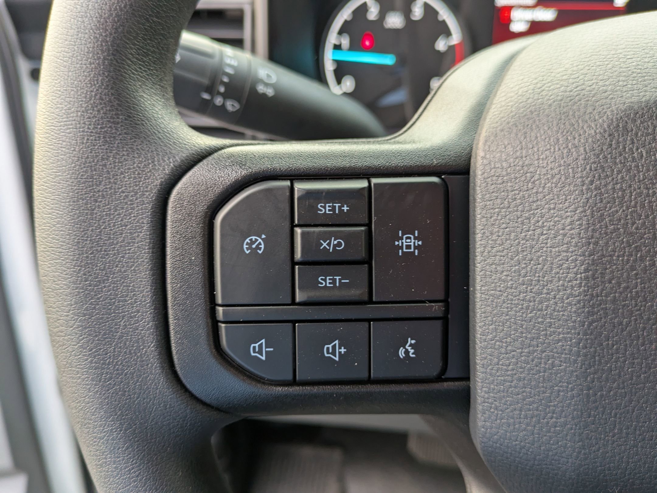 New 2026 Ford F550 4x4 Supercab Super Duty image 16