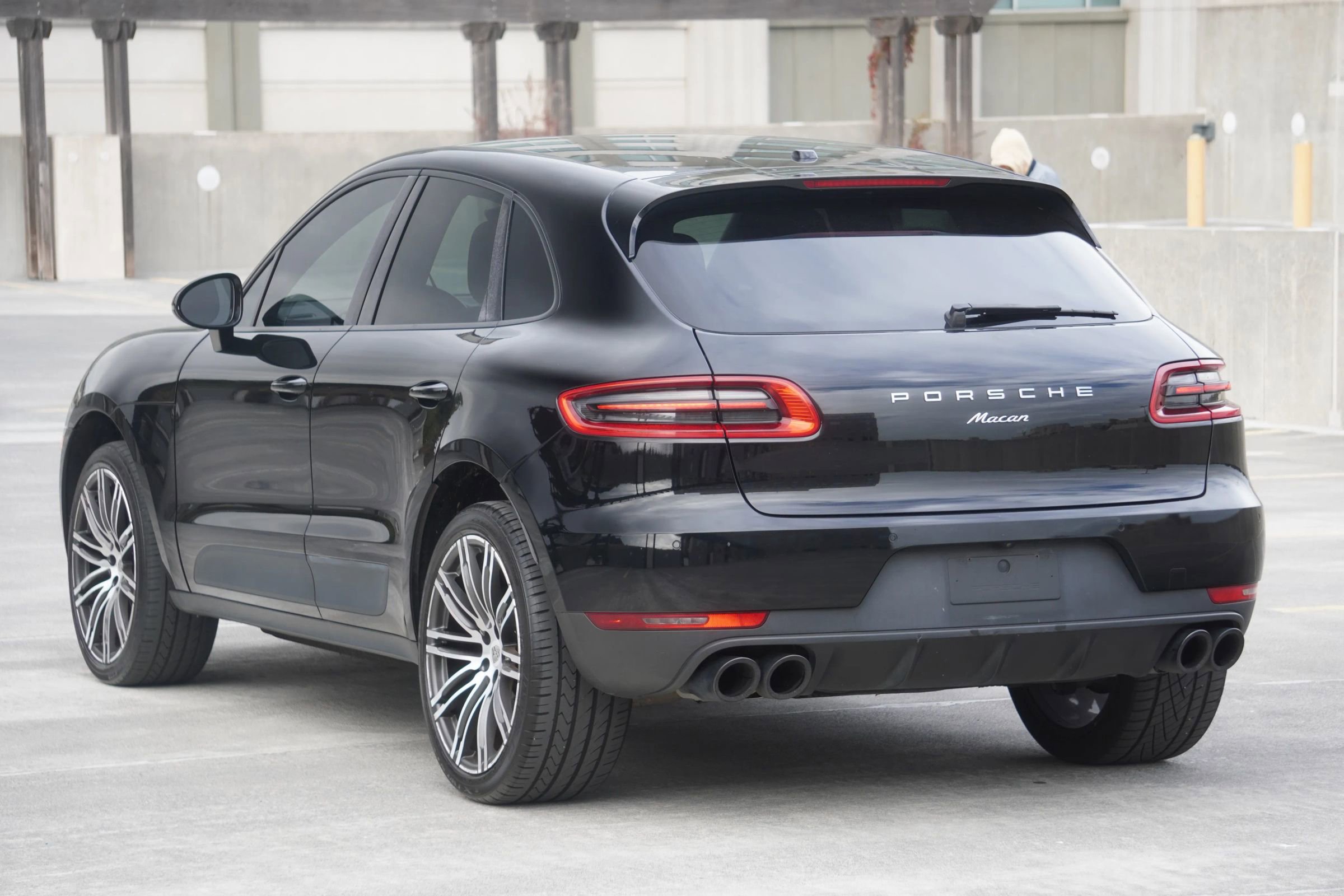 Used 2017 Porsche Macan image 13