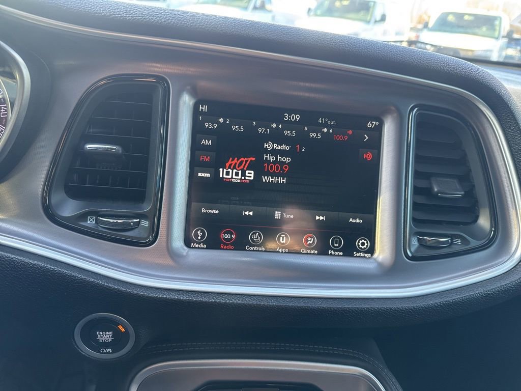 Used 2019 Dodge Challenger R/T w/ Plus Package image 15