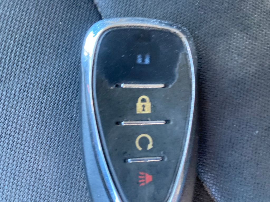 Used 2020 Chevrolet Trax LT w/ LT Convenience Package image 38