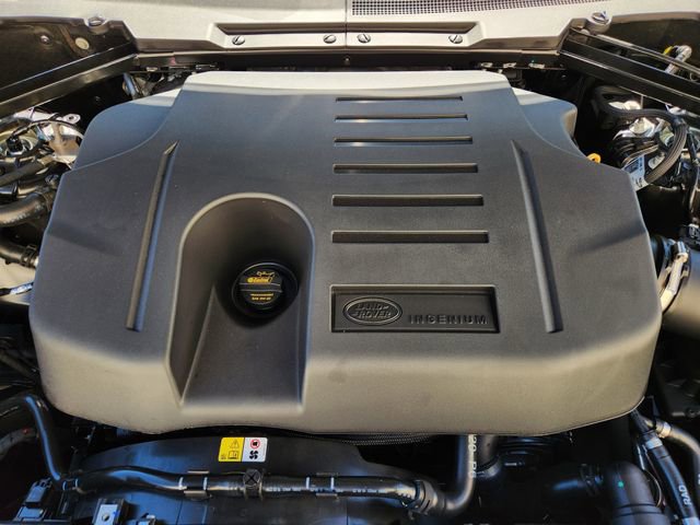 Used 2026 Land Rover Defender 130 X-Dynamic SE image 31