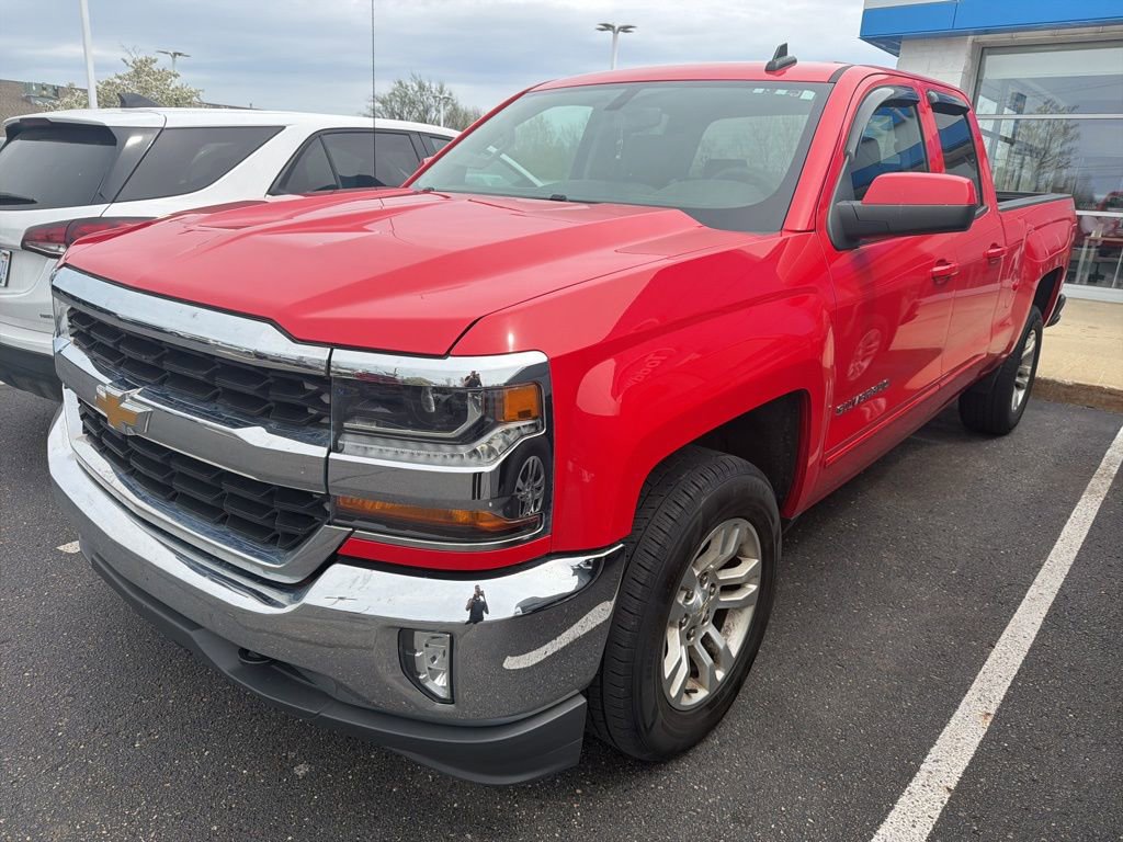 Used 2017 Chevrolet Silverado 1500 LT w/ All Star Edition AWD/4WD image 3