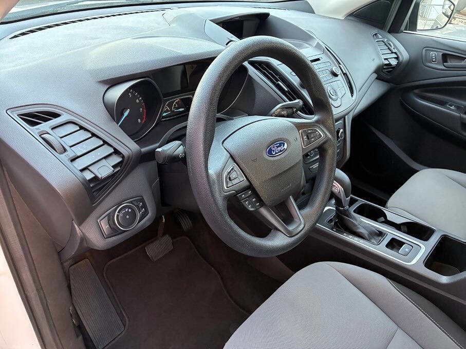 Used 2017 Ford Escape S image 19